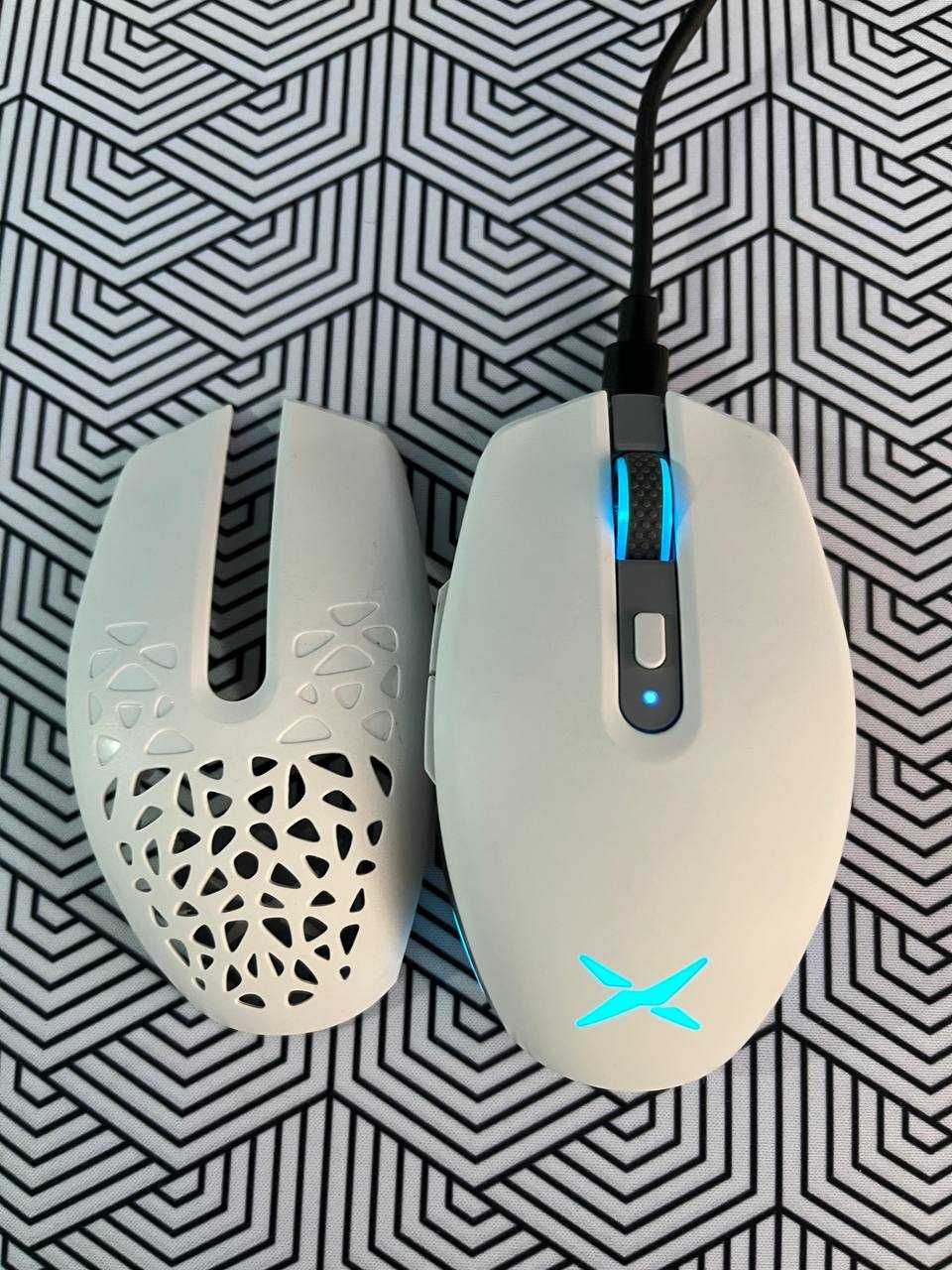 Игровая мышь - Delux M820DC