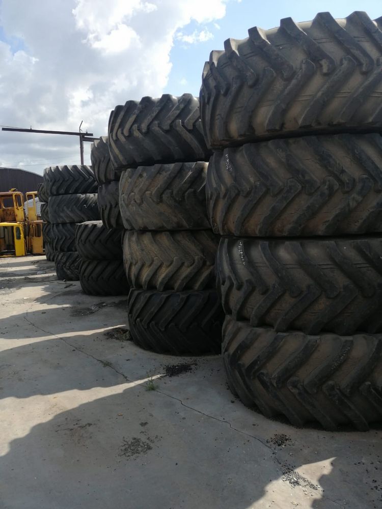 Продам резину на кировец К 701