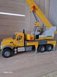 Машинка кран    liebherr