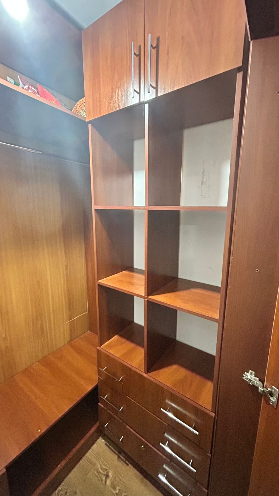 Продам шкаф на кладовую