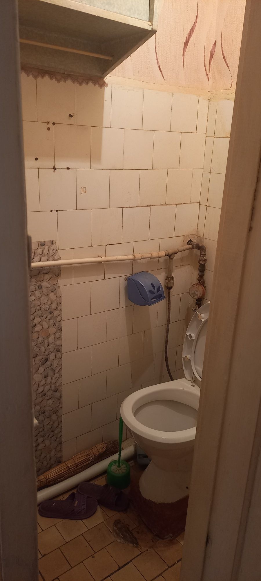 Продам 2комнатныи