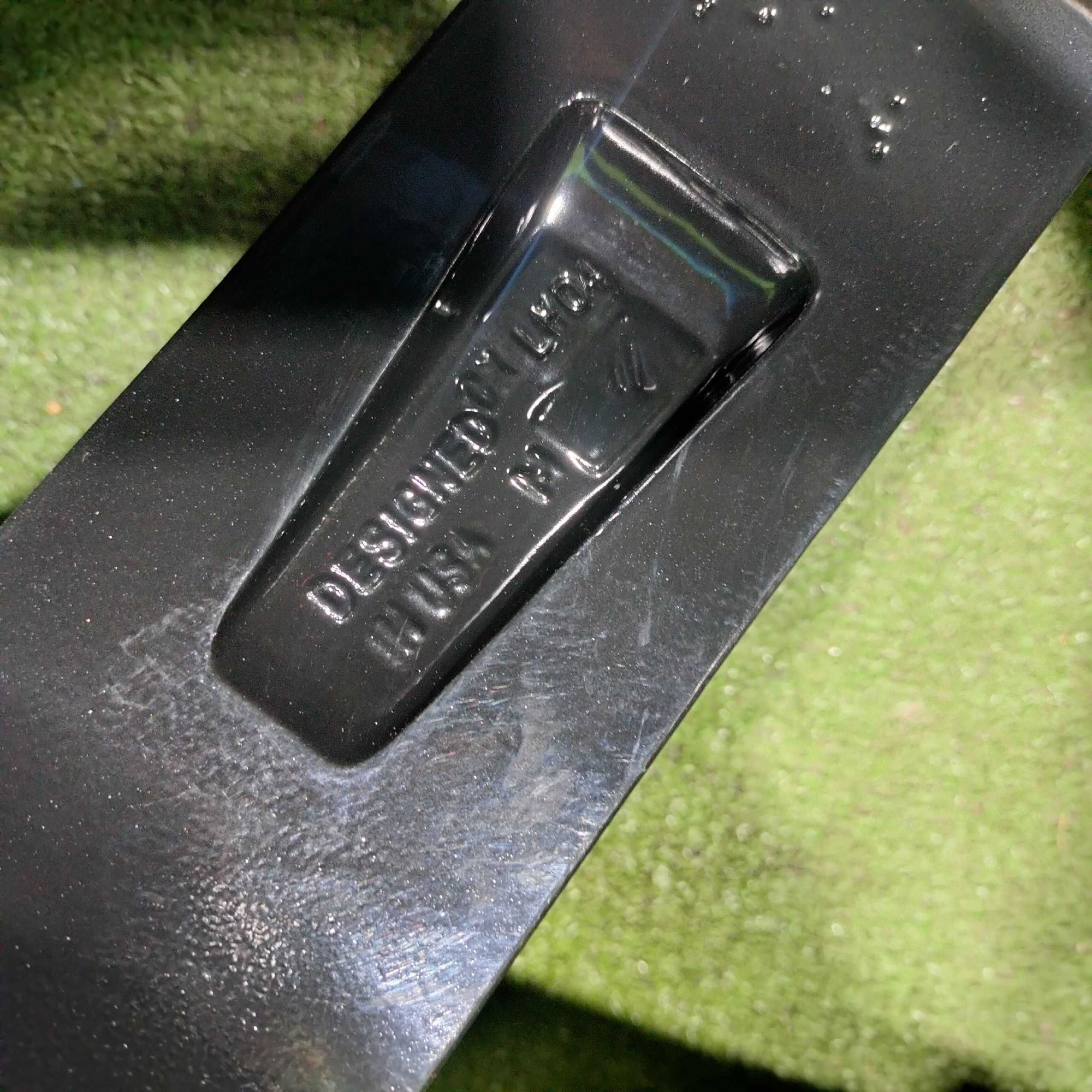 Продам Диски NICHE Milan Black DDT R20 8,5 J PSD 5/114,3 DIA 73 ET 25
