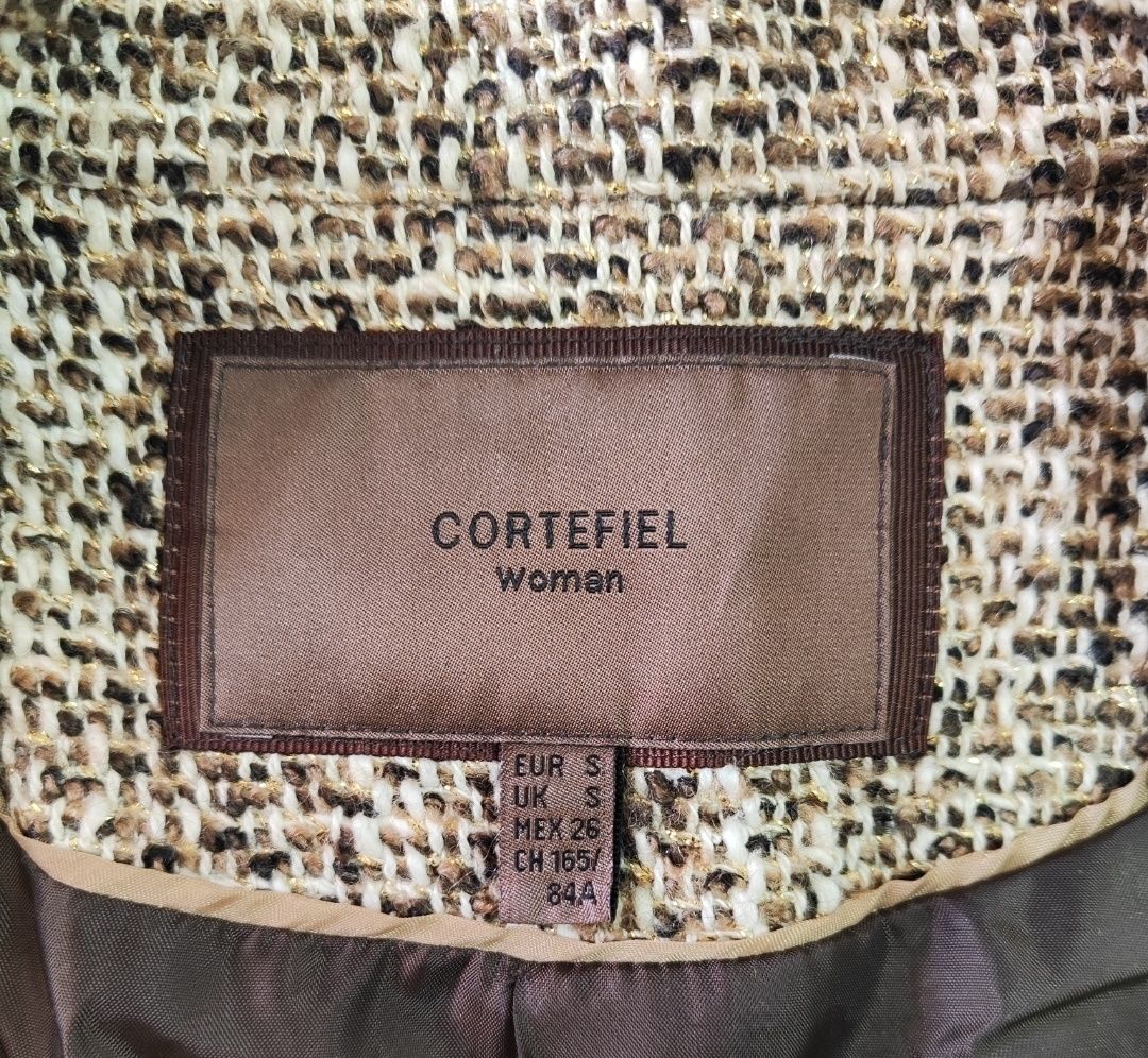 Срочно! Красивое пальто. CORTEFIEL — испанский бренд.