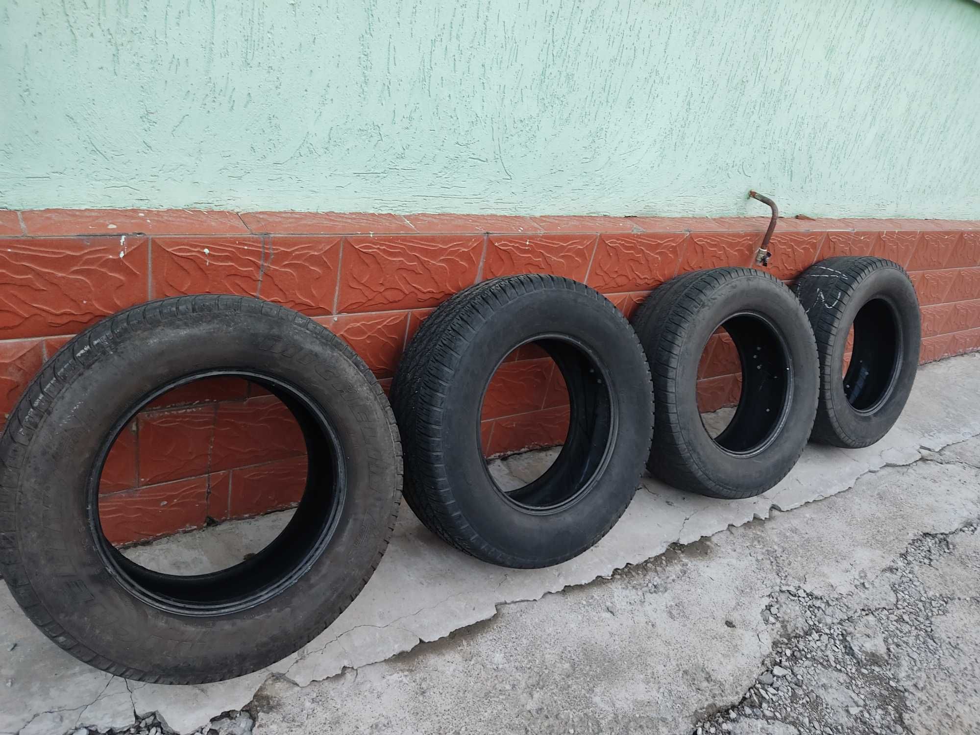 Шины MICHELIN 265/65/R17 4 шт