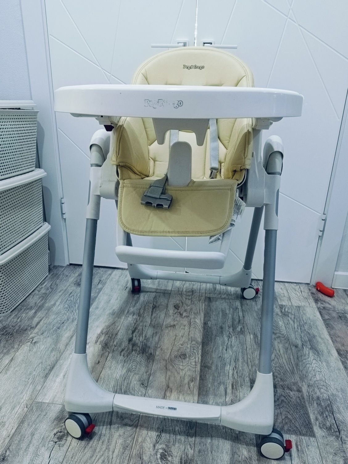 Стульчик для кормления малыша Peg Prego