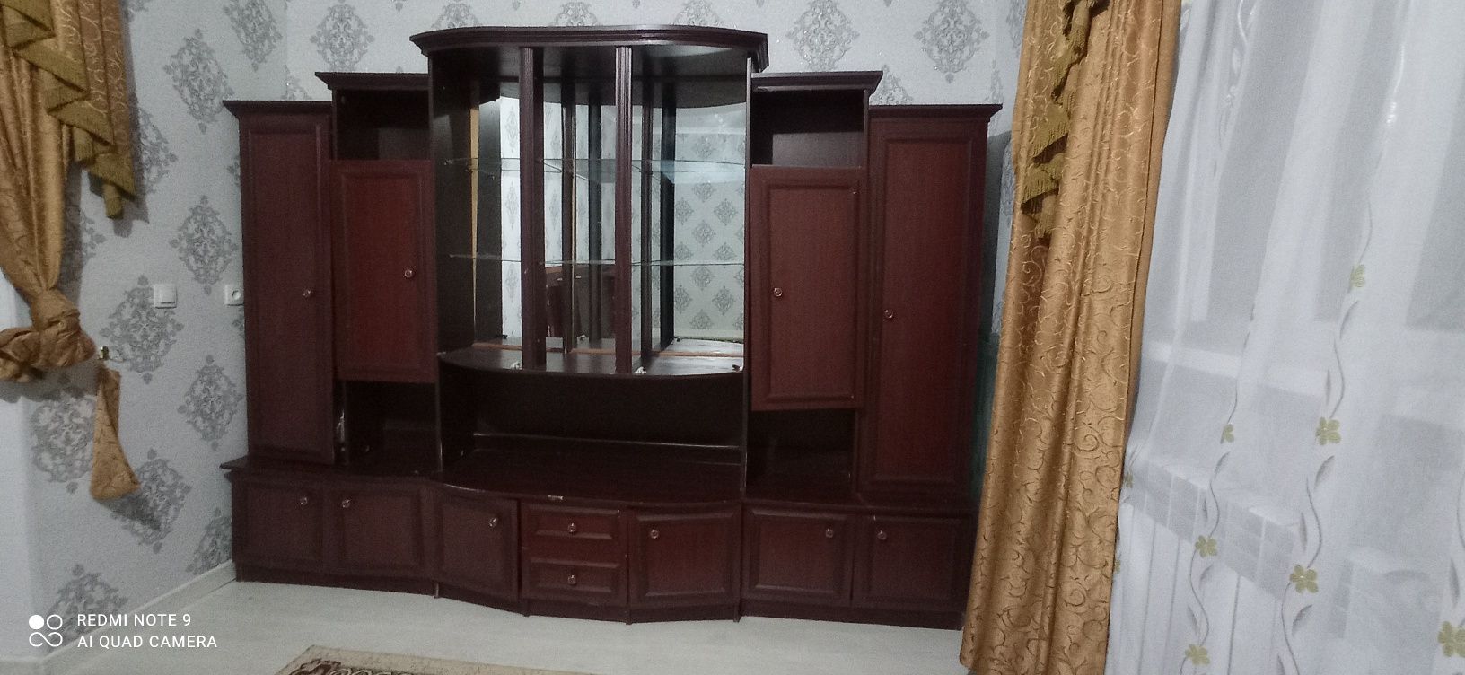 Стенка гарнитура
