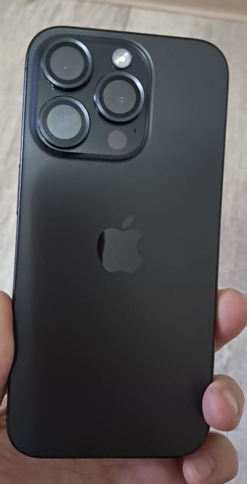 Продаю iphone 15 pro 128 гб