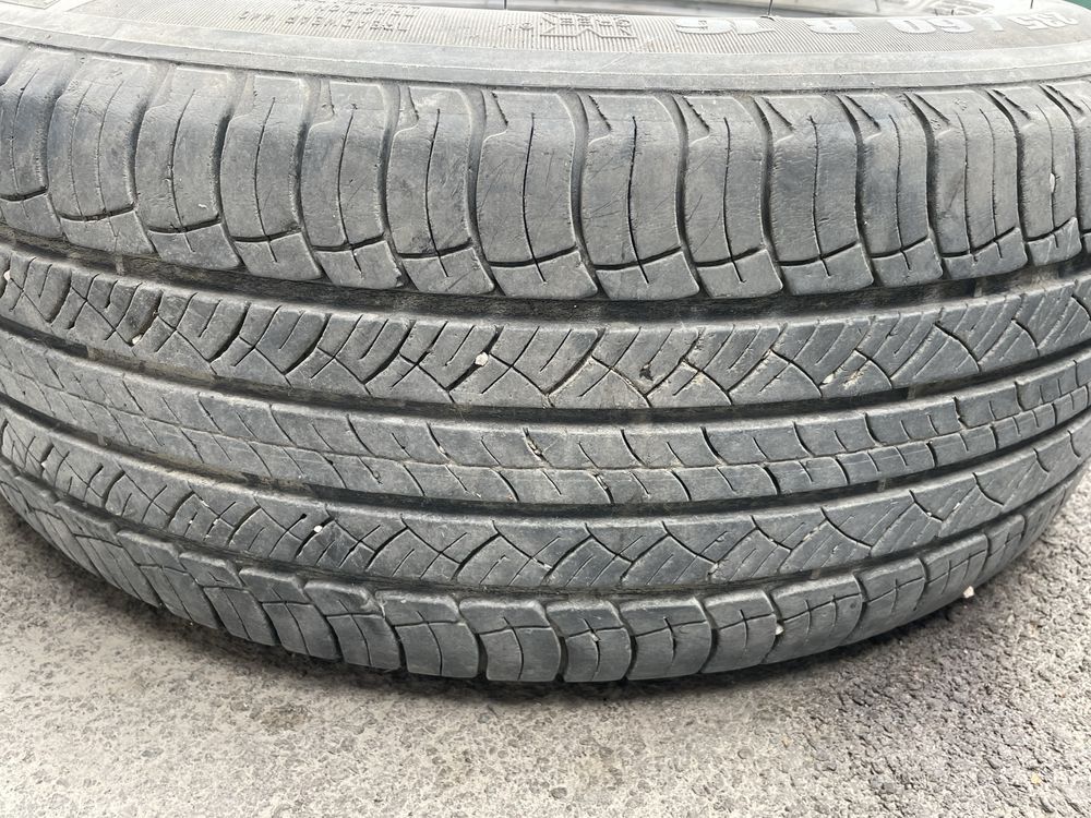 Продам Шины 235/60/16
