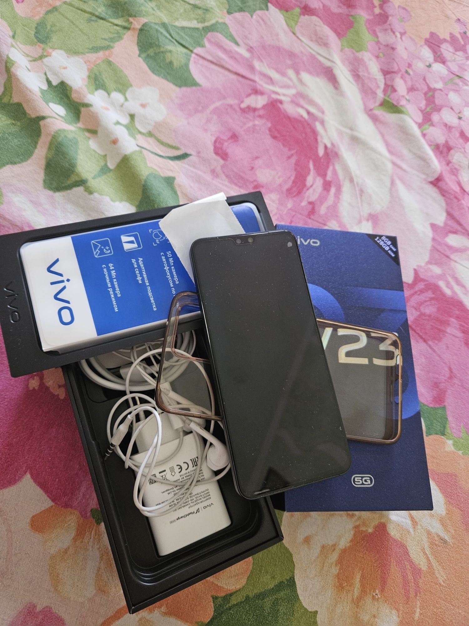 Продам телефон VIVO V23 в хорошем состоянии