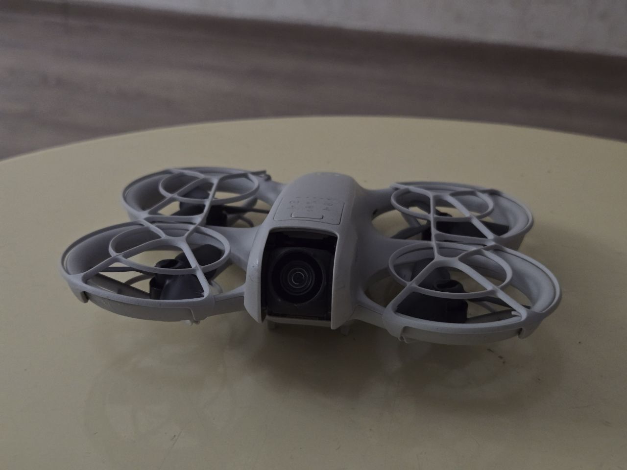 Дрон DJI NEO б/у