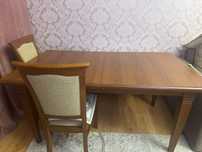 Стол из дерева с 5 стульями