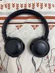 Продам наушники JBL