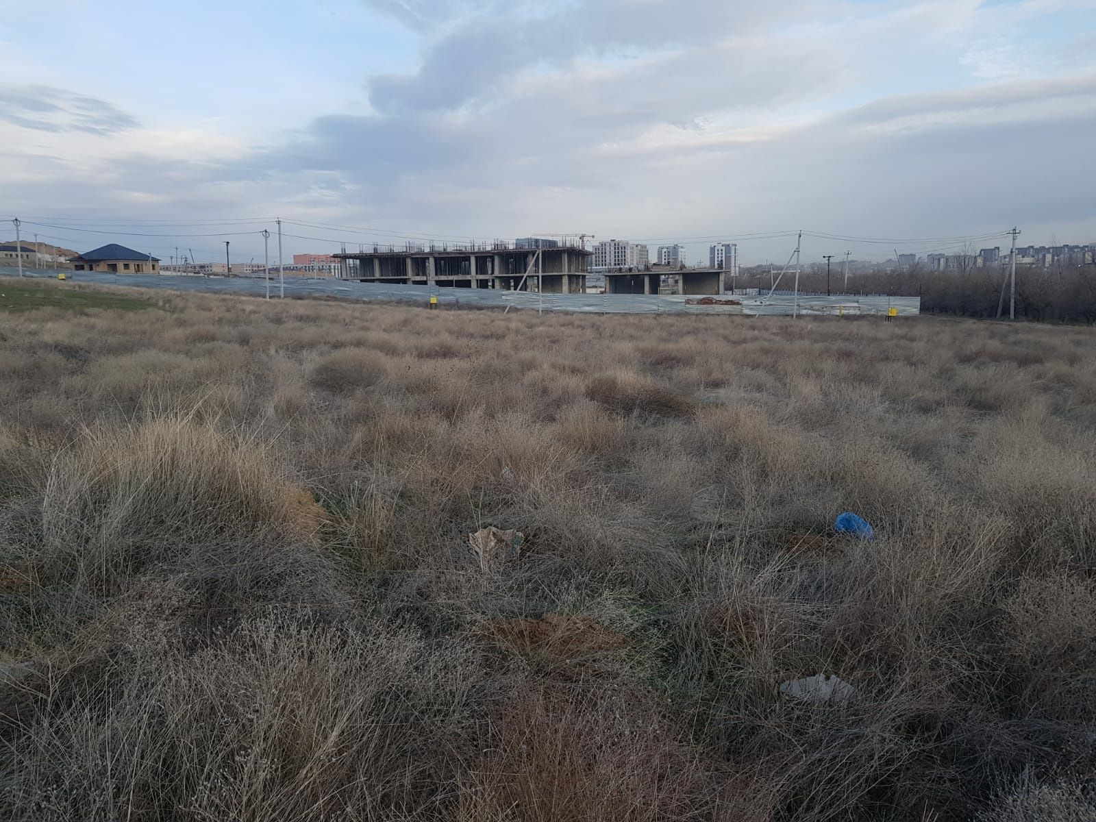 Продам землю в районе Асар 2