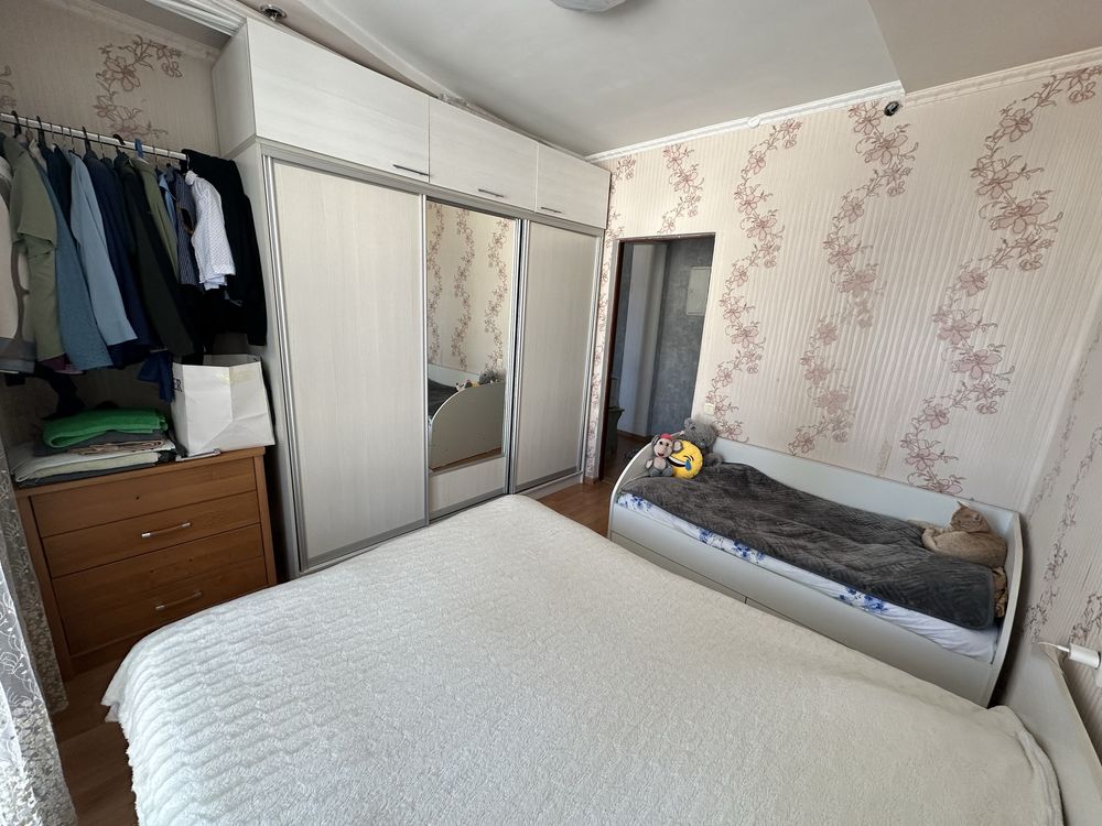 Продам 2х комнатную квартиру в центре