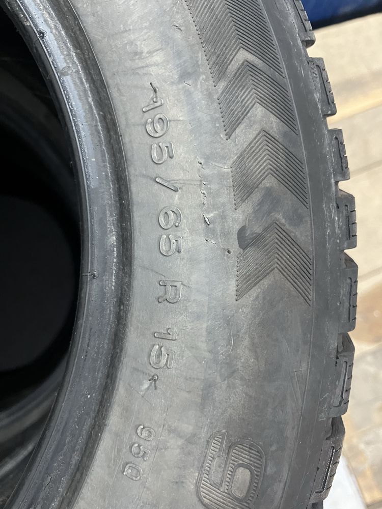 продам шины зимний 195/65/15