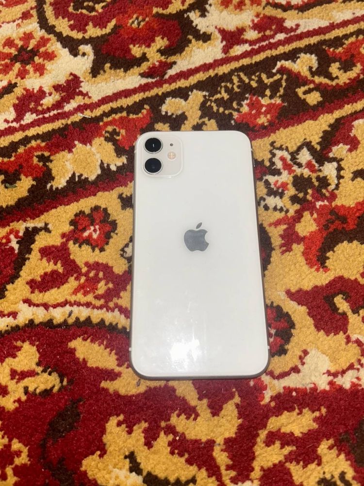 Iphone 11 белый в идеале