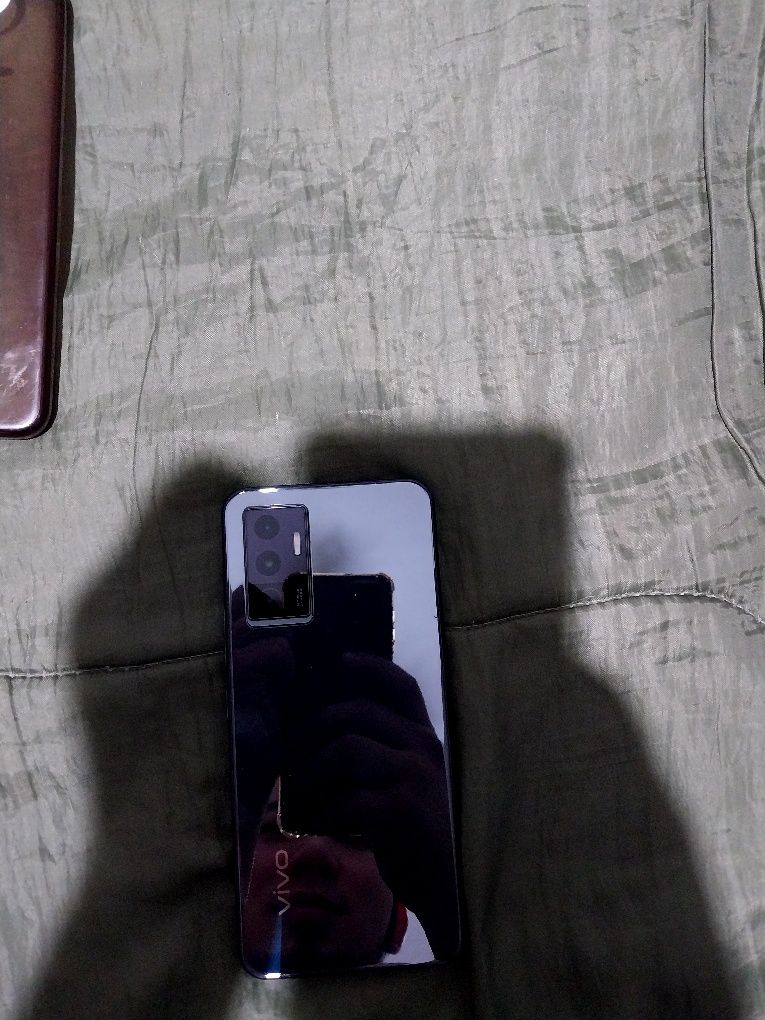 Продам телефон vivo v23e