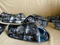 Фары и Стопы на Lexus Rx300 Lexus Rx330 Lexus Rx350.