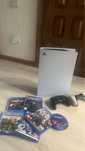 • Продам Playstation 5 •