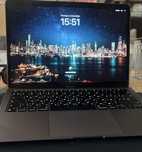 Apple Macbook M1