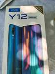 Телефон vivo  Y12