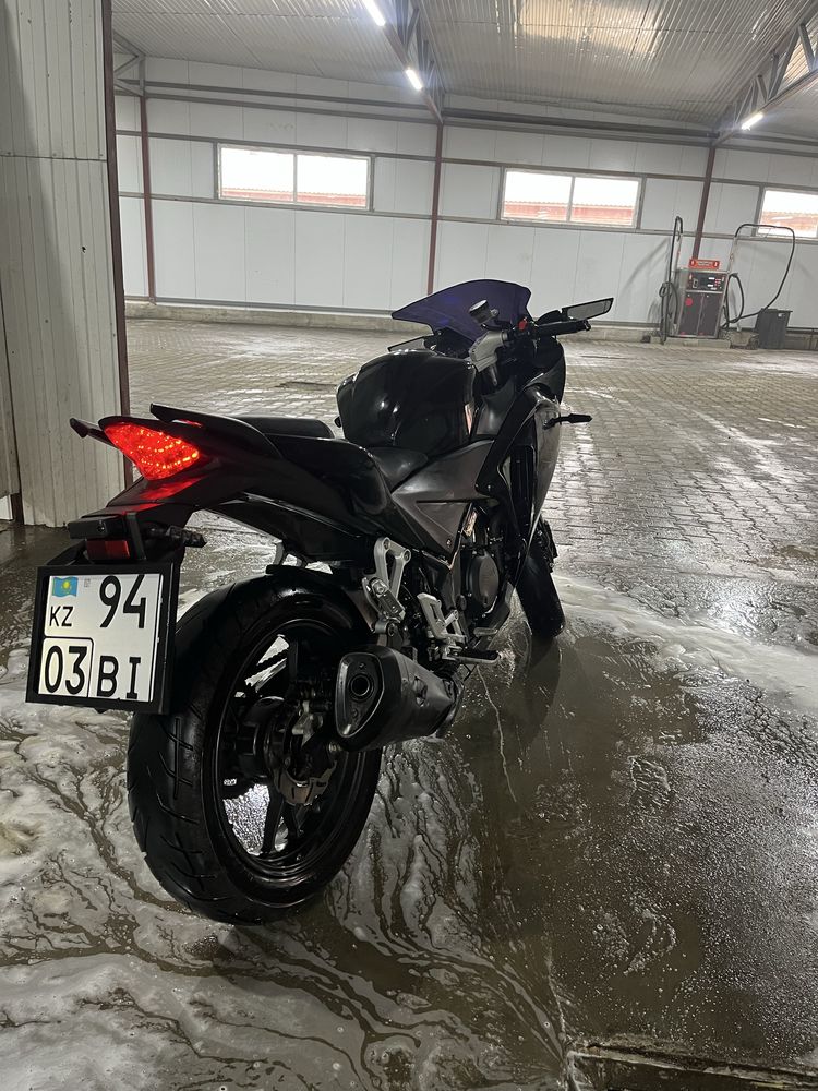 Продам мотоцикл Peda motract r15 250куб