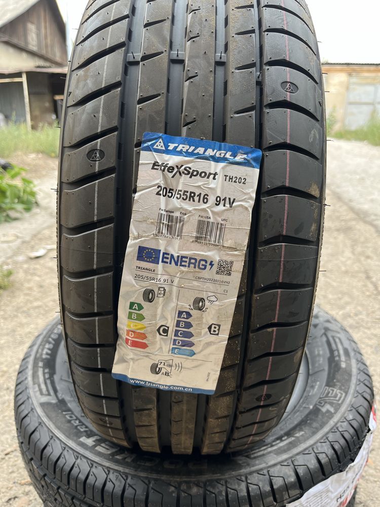 205/55 R16 Triangle TH202
