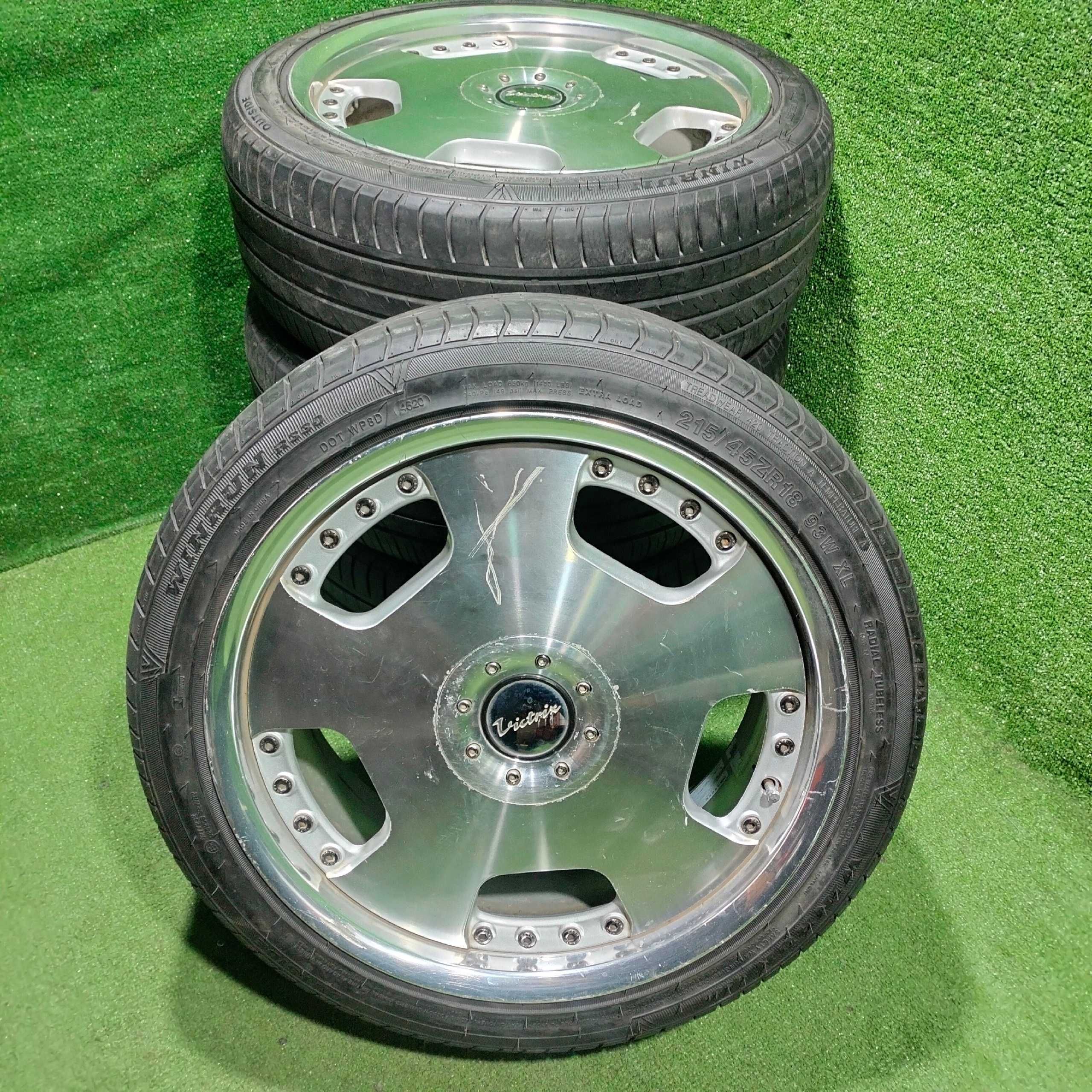 Продам Диск Разборный Rays Victrix с шинами Winrun 215/45R18 5/114,3