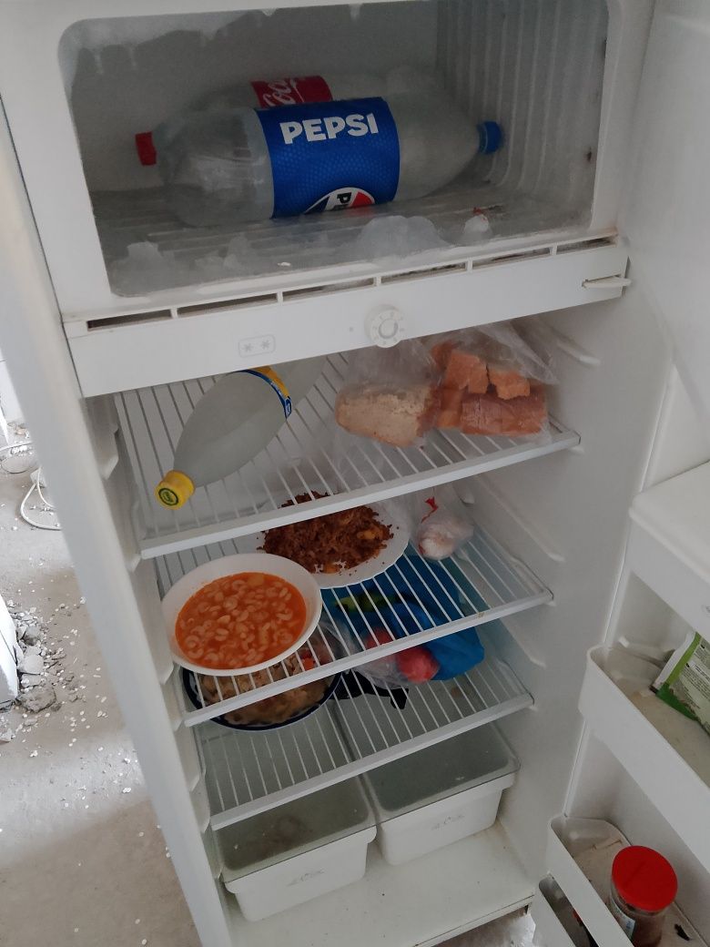 Срочно продам холодильник