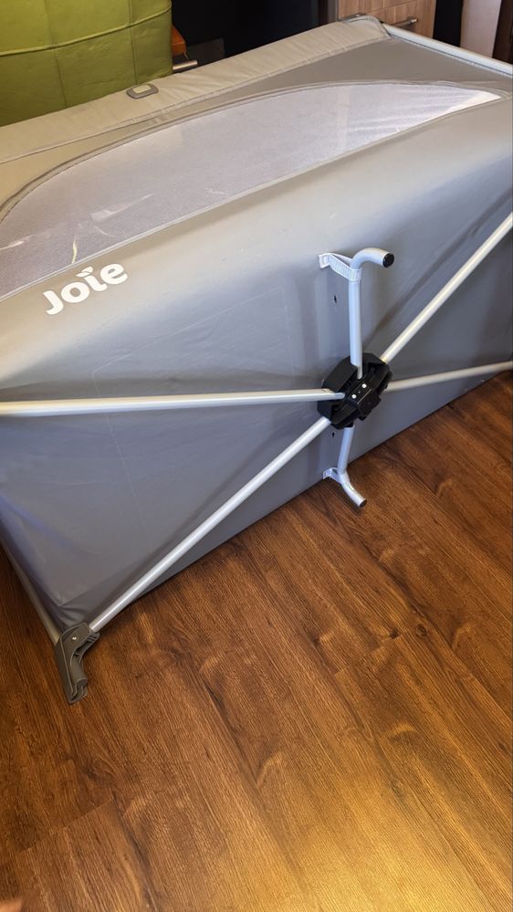 Детский складной манеж Joie