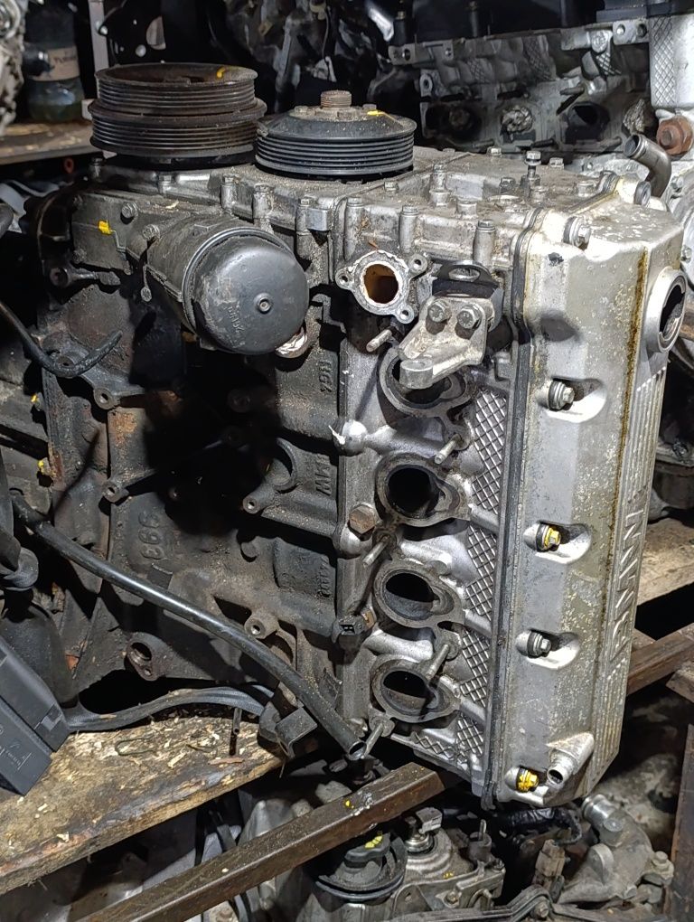 Двигатель под ремонт на BMW E46 M43