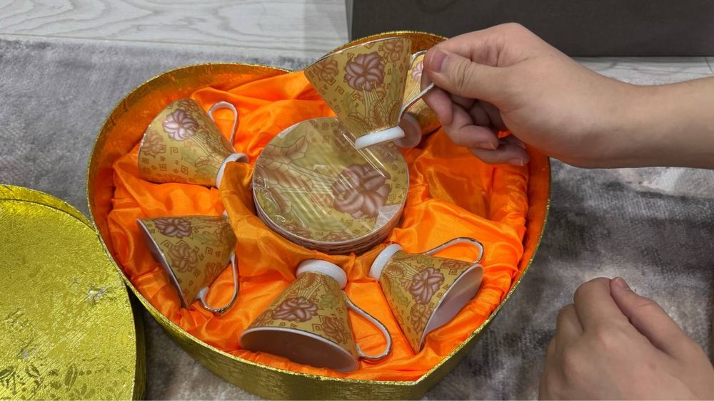 Продам новый, красивый сервиз