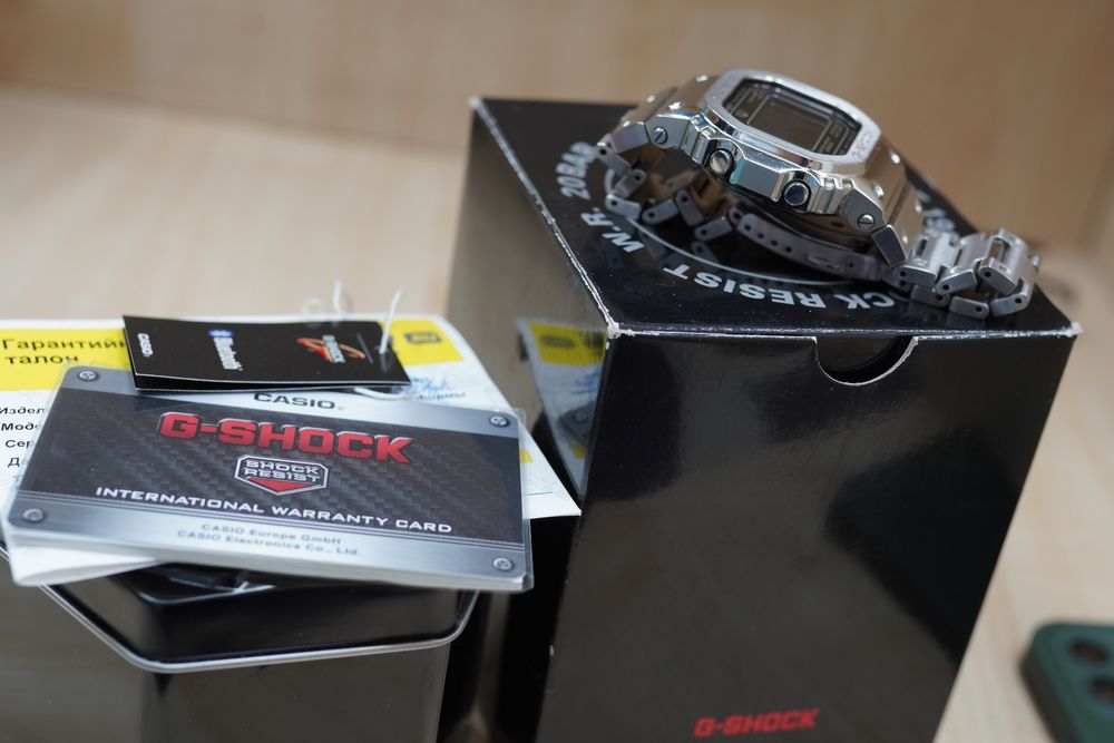 Casio GMW-B5000D-1E