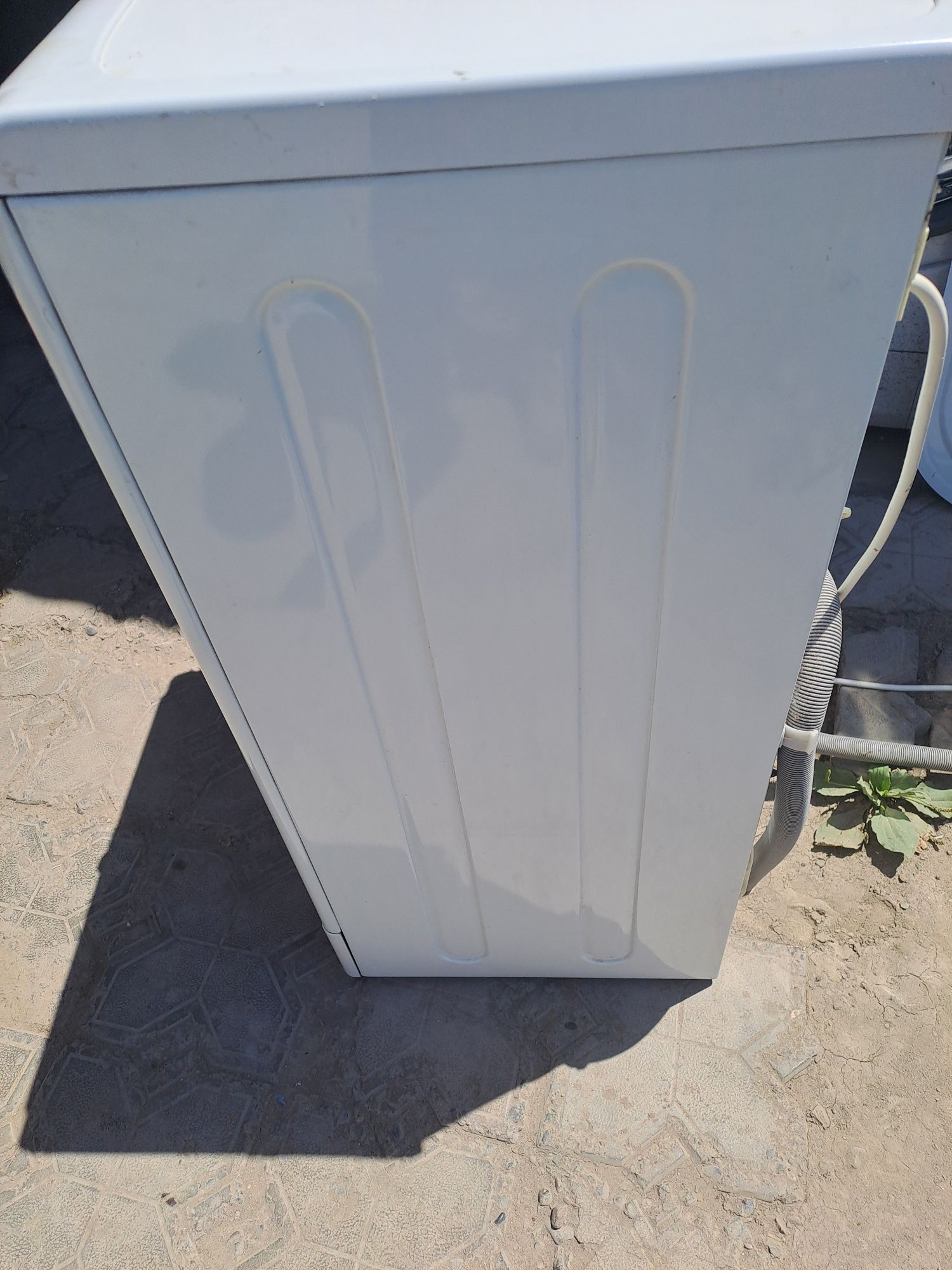 Продам стиральную машину 5кг