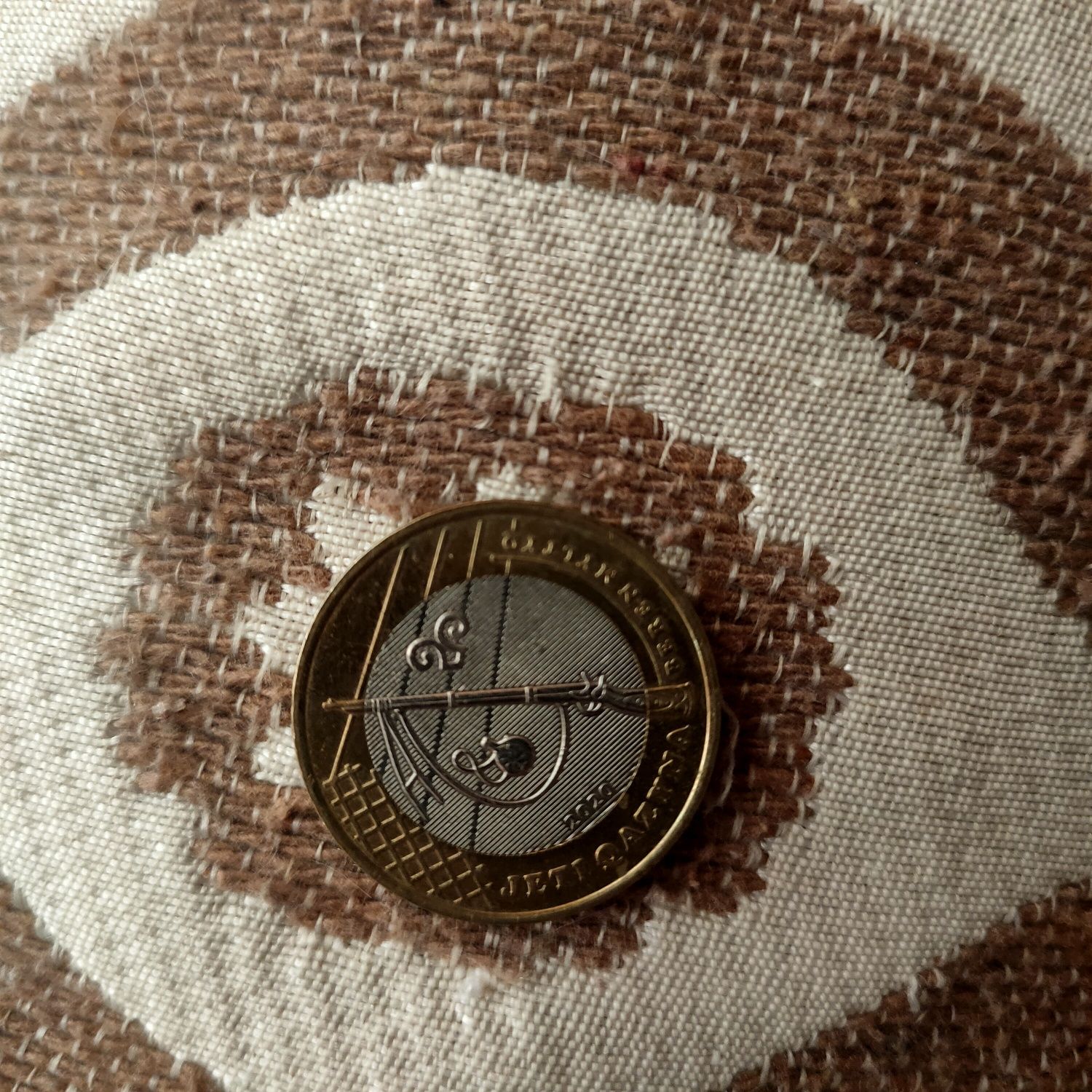 Продам коллекционные монеты