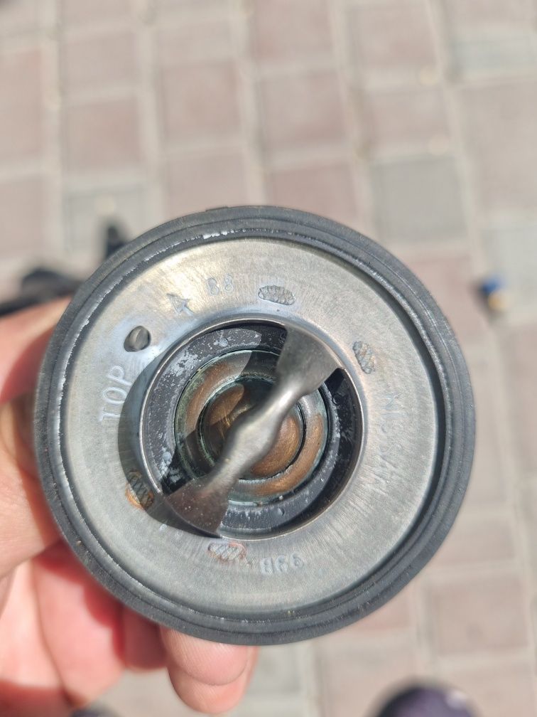 Продам камплектующи матора