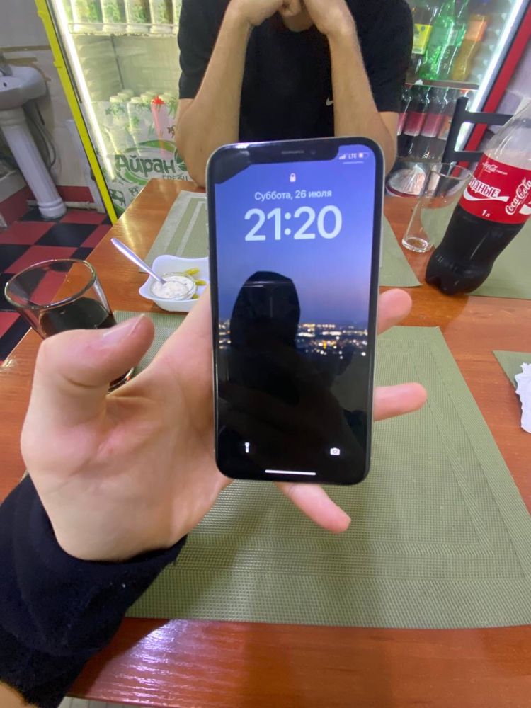 Айфон X 256 гб.