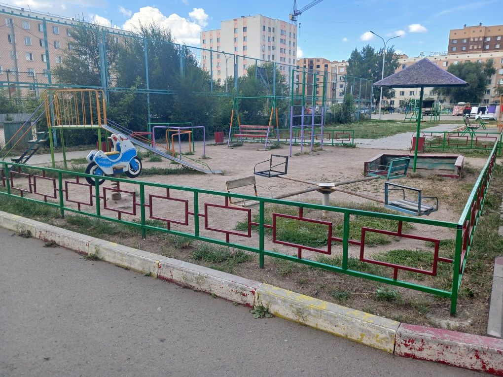 Продам квартиру 3 комнатную