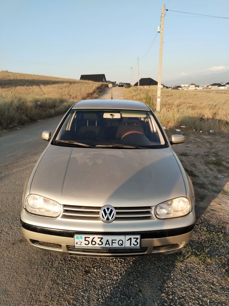 Продам машину Golf 4 2002г