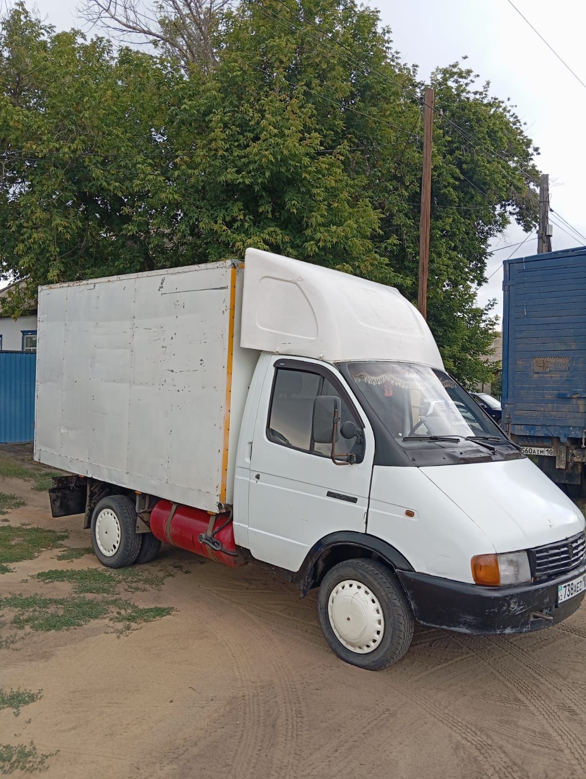 Продам газель                                              .