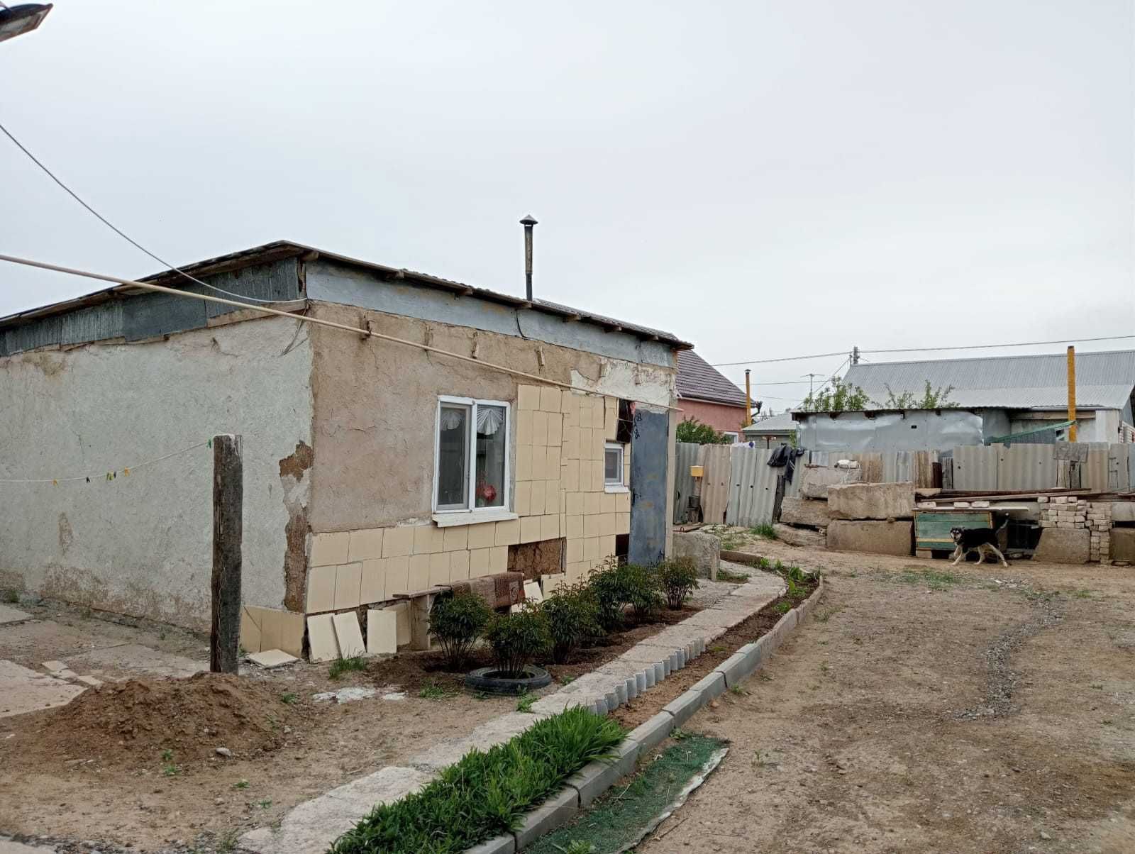 Недорого продается дом в Зачаганске мкр.Балауса