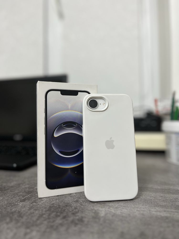 Apple IPhone 16e 128GB