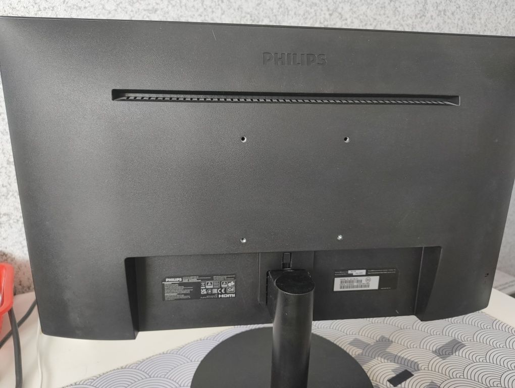 Продам монитор Philips 241V8L/01 24" — как новый!