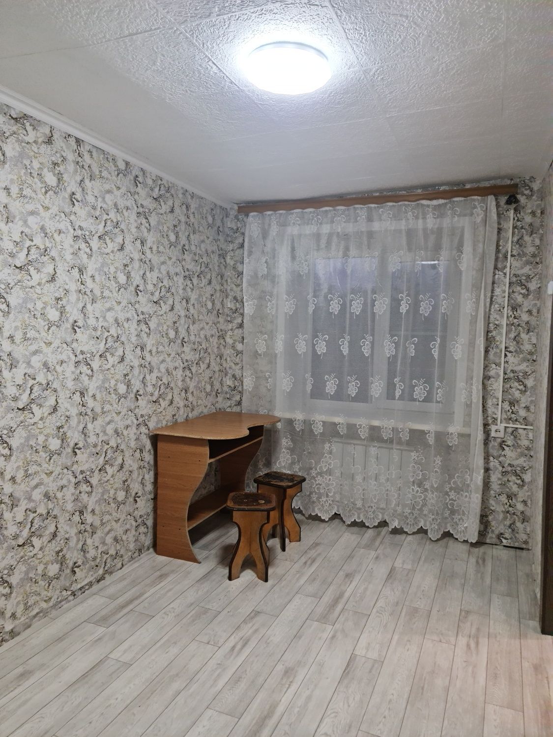 Продам двухкомнатную квартиру в центре