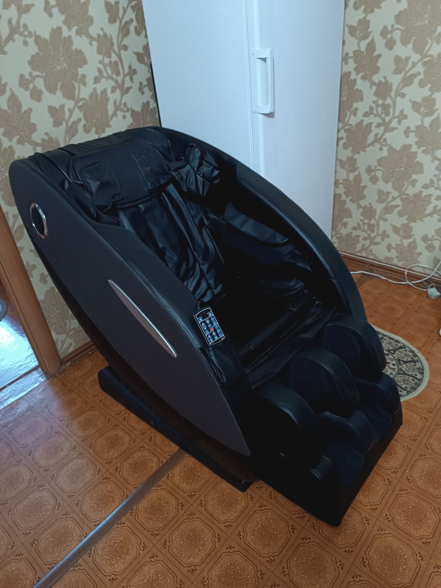 Массажное кресло "luxury Massage Chair" новое