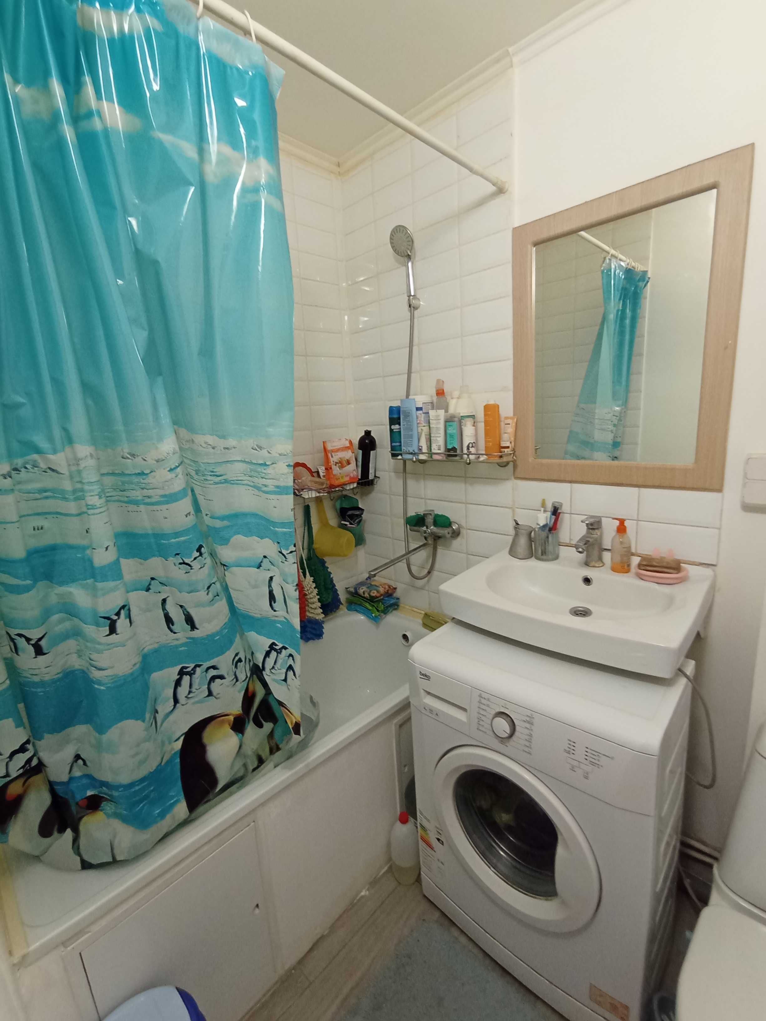 Продам 2 комн. квартиру в Уральске