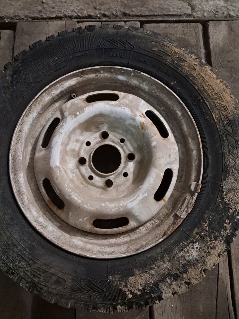 Продам колесо на запаску. 13.