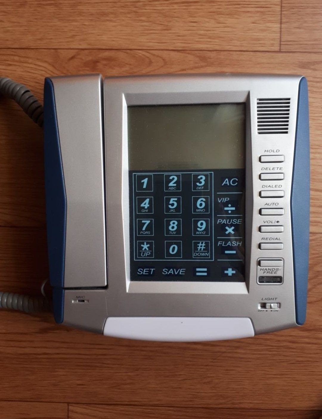 Стационарный Телефон Innovage LCD Touch Panel Phone

Стaциoнаpный теле