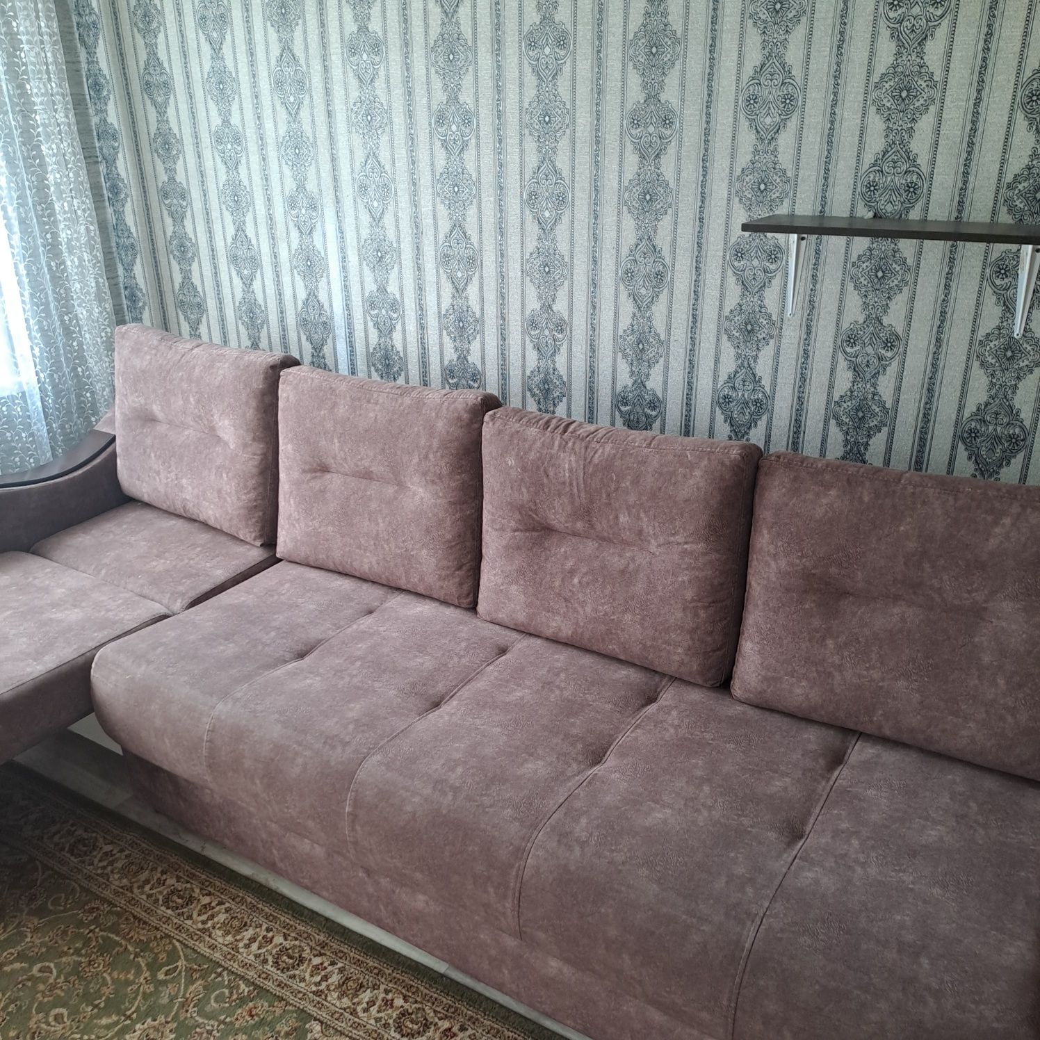 Продам диван ,260*140