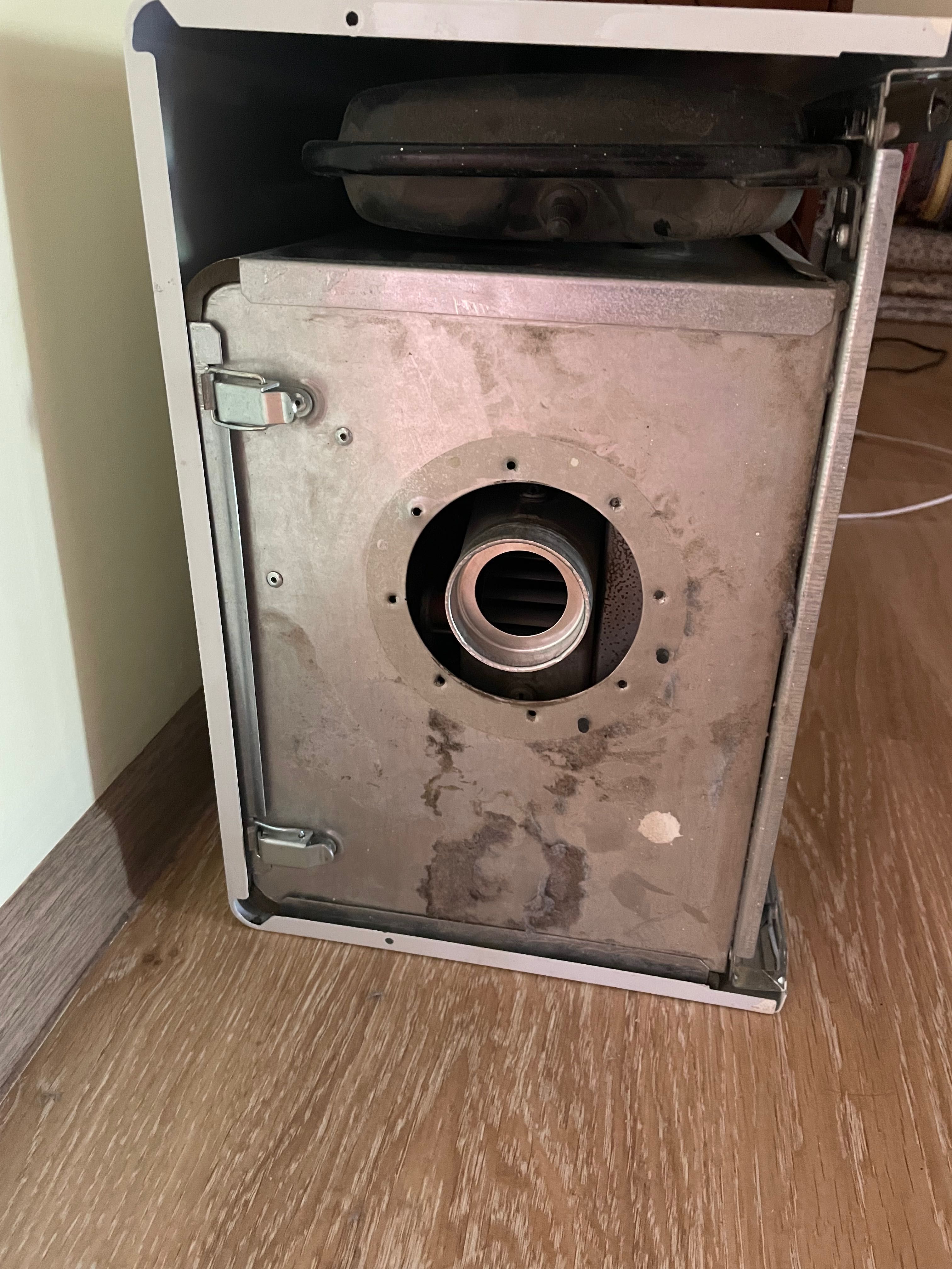 Продам двухконтурный настенный котел Protherm Jaguar на 240 кв м